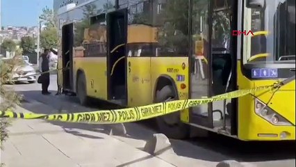 İstanbul'da İETT otobüsünde bıçaklı dehşet: Ölü ve yaralılar var