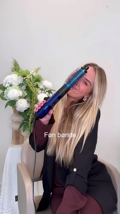 Frisør Jannicke Maløyas beste tips: Slik får du den perfekte «Blowout-looken»