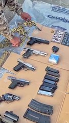 Além de mortes, armas e granadas foram apreendidas