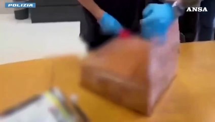 Milano, arrestati per falsificazione documenti internazionali