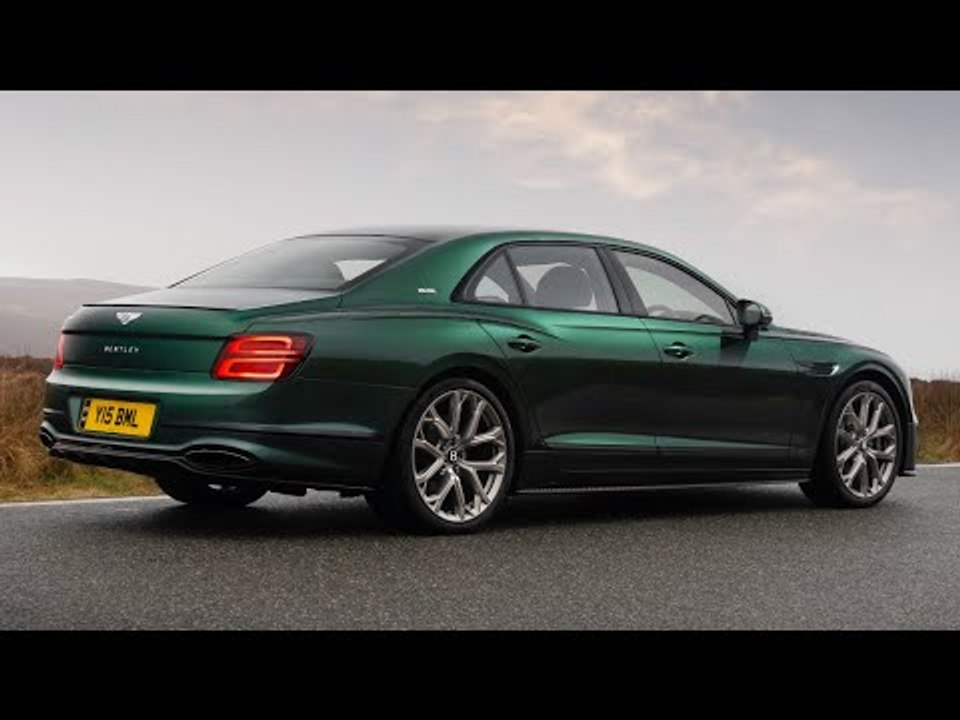 2025 Bentley Flying Spur Speed in Verdant assets – Luxus & Power vereint!