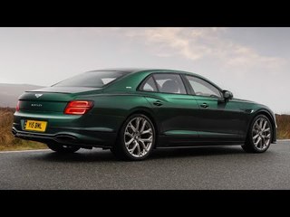 2025 Bentley Flying Spur Speed in Verdant assets – Luxus & Power vereint!