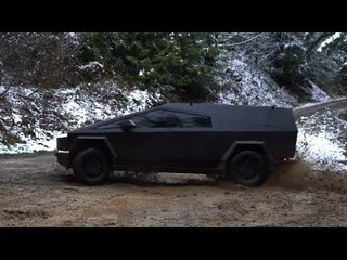 Tesla Cybertruck als Camper? Space Camper macht’s möglich!