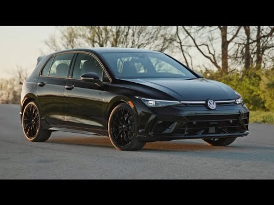 2025 VW Golf R Black Edition (MK8.5) – Schwarze Eleganz | Walkaround, Exterieur, Interieur