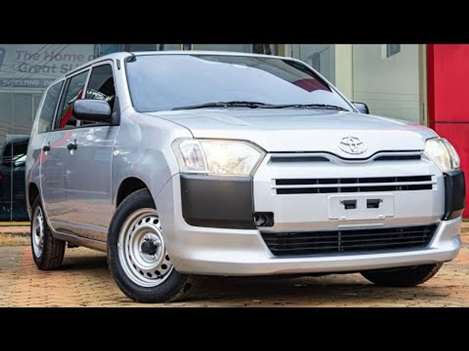 Toyota Probox (Mazda Familia Van): Neupreis ab ca. 9.800 Euro – So günstig gibt’s ein Neufahrzeug