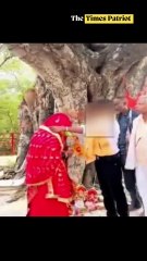 UP Shock: Villagers Force Child Marriage After Catching Teen Couple in Forest — SP Leader Seen Blessing the Pair!