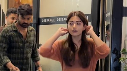 नो मेकअप लुक में स्पॉट हुईं Rashmika, दिखा कैजुअल अंदाज़