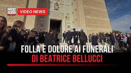 Folla e dolore ai funerali di Beatrice Bellucci