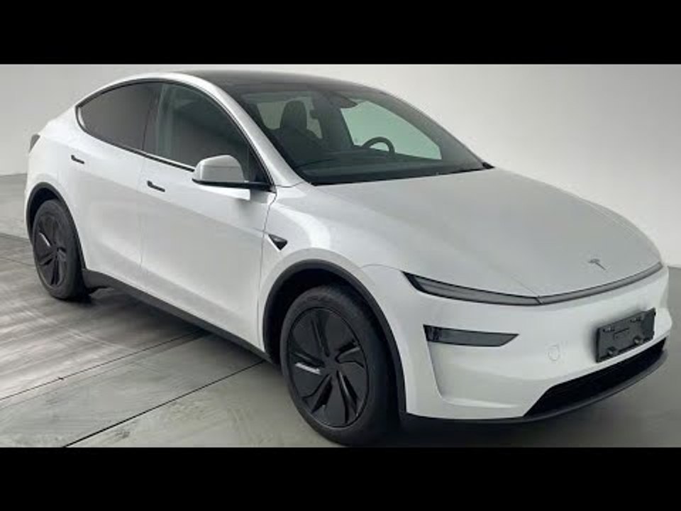 2025 Tesla Model Y: Das meistverkaufte SUV der Welt im Detail!