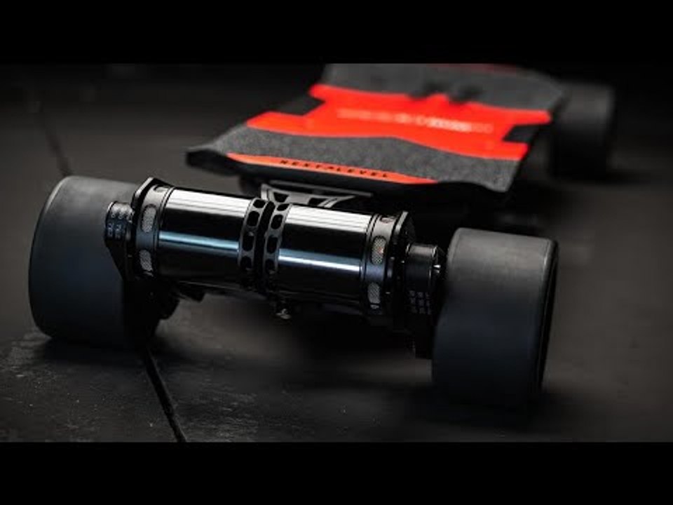 2025 Radium Mach One (XP3) E-Skateboard: Mini-Formel-1 für die Füße