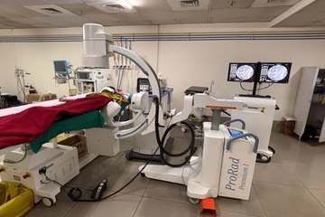 सिविल अस्पताल: 11 माह में चीर-फाड़ के बिना 700 मरीजों की पथरी निकाली