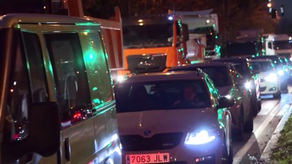 Protesta de camioneros por el centro de Pamplona