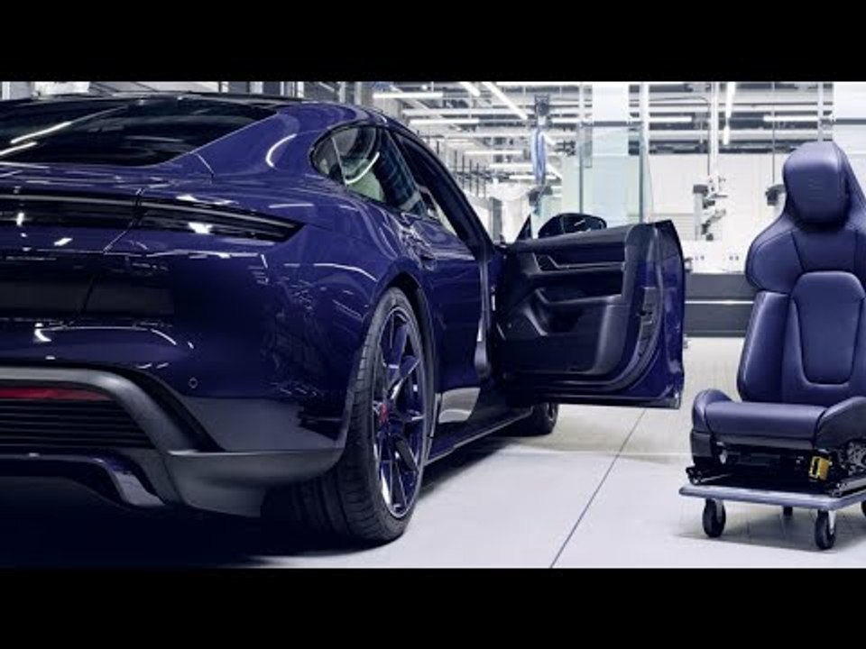 Porsche x Ferragamo-Sonderedition Carrera 4 GTS & Taycan 4S | Italien feiert