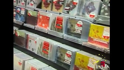 Informatique :  L'avénement du téléchargement illégal  (Fr,2025)