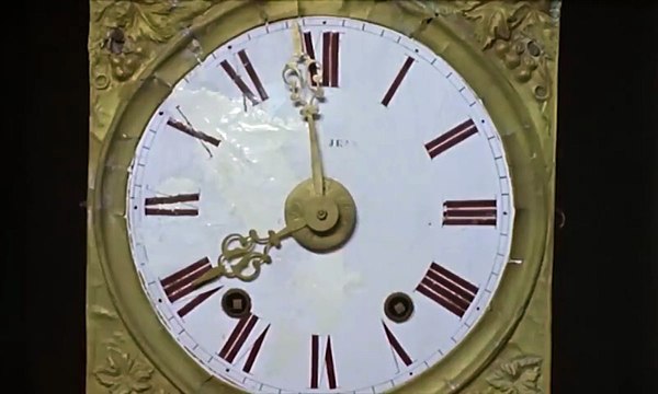 {Un Coeur Oublié} 2001 - an advanced age he meets a young woman who makes him discover the feeling he has always wanted to ignore: love.