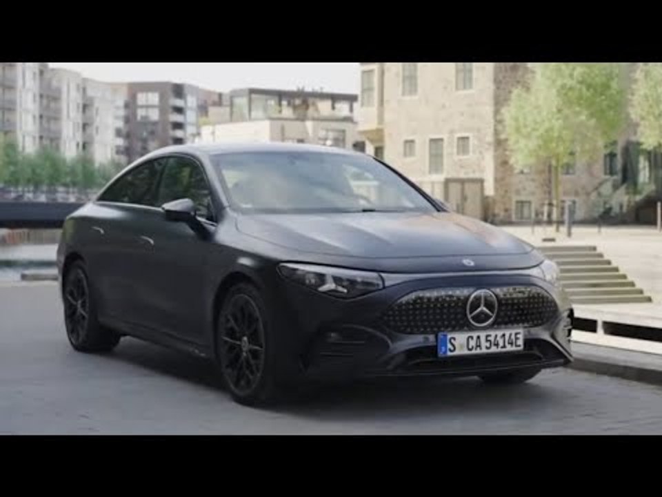 Mercedes CLA 250+ EQ im MANUFAKTUR Look – Cosmos Schwarz Magno Highlight