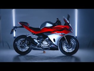 2025 QJMotor SRK 500 RA – A2-Sportler mit Automatik und Einarmschwinge