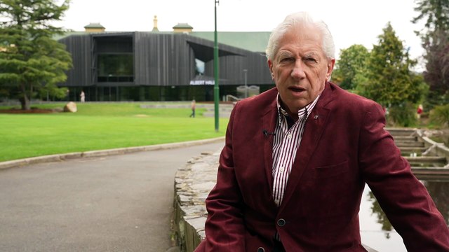 Re-opened cultural hall draws criticism for being “not fit for purpose”