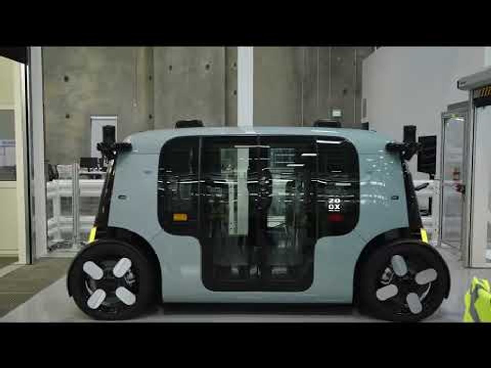 Inside Zoox: Erste Robotaxi-Fabrik der USA eröffnet