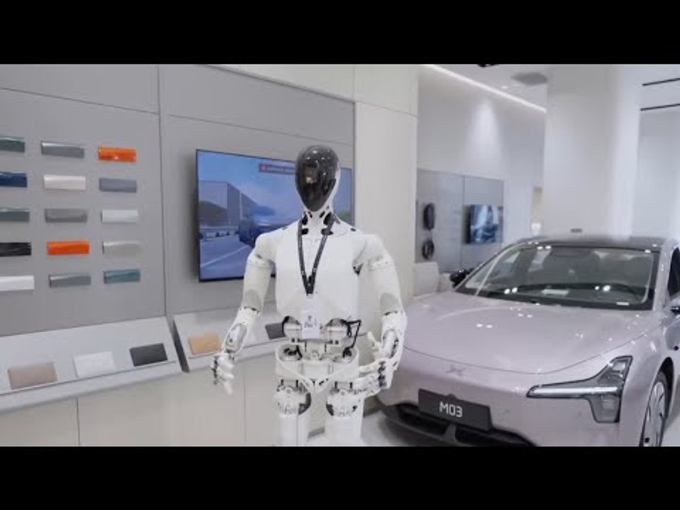 Xpeng iron | humanoider roboter als autoverkäufer, fahrgast oder arbeiter?