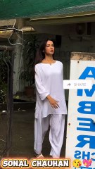 Bollywood Actress Sonal Chauhan Spotted at Saloon 🔥❤️🌹