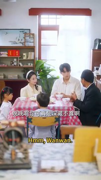 She opened her eyes to find herself transformed into a vicious female antagonist who abandons her husband and children. Upon seeing her handsome and gentle military husband, along with her two well-behaved children, she decisively turns over a new leaf an