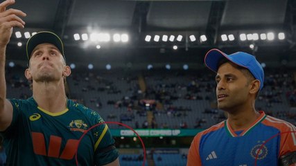 Ind-Aus की टीम मैदान में काली पट्टी बांधकर क्यों उतरी?