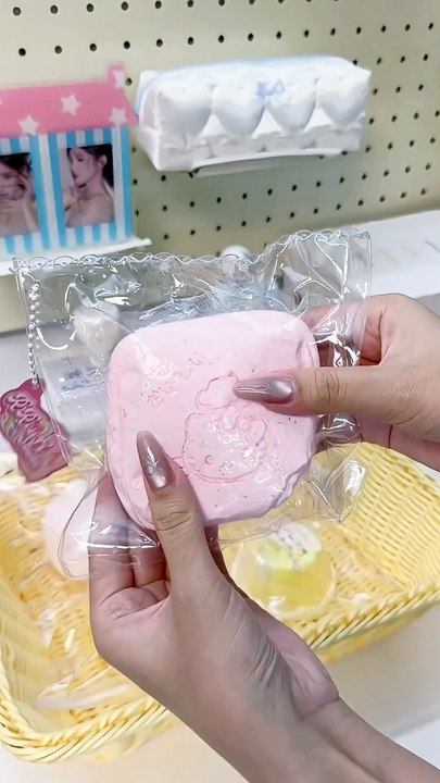 #Congratulations, 🎊 Frnd's – iPhone14 Pro #Gift 🎁 BOX? This for Youu, ✨️