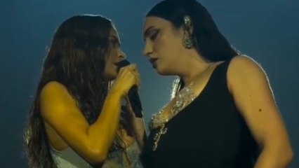 Elodie incanta il Forum di Milano, ecco mentre canta Andromeda con la drag queen Ambrosia Fortuna