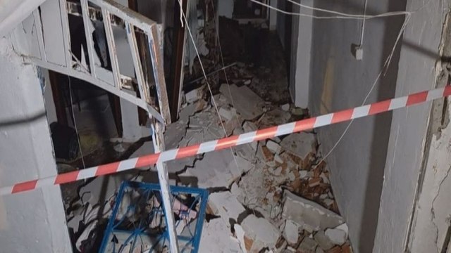 2 katlı binada mutfak tüpü patladı: 1’i ağır 3 kişi yaralandı