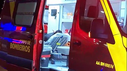 Jovem foge de blitz e causa acidente com mulher em moto no bairro Santa Cruz