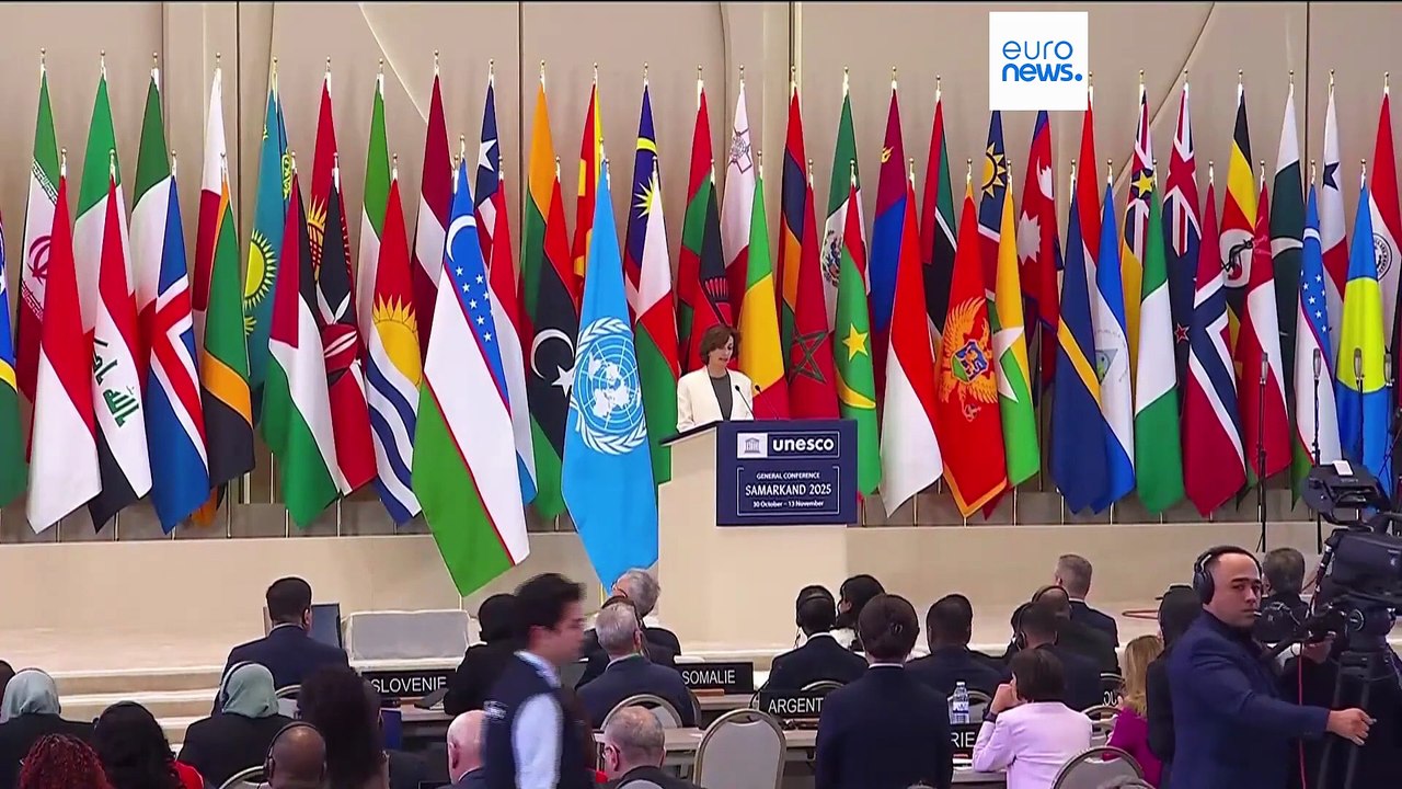 Uzbekistán presenta iniciativas sobre educación e inteligencia artificial en una conferencia de la UNESCO en Samarcanda