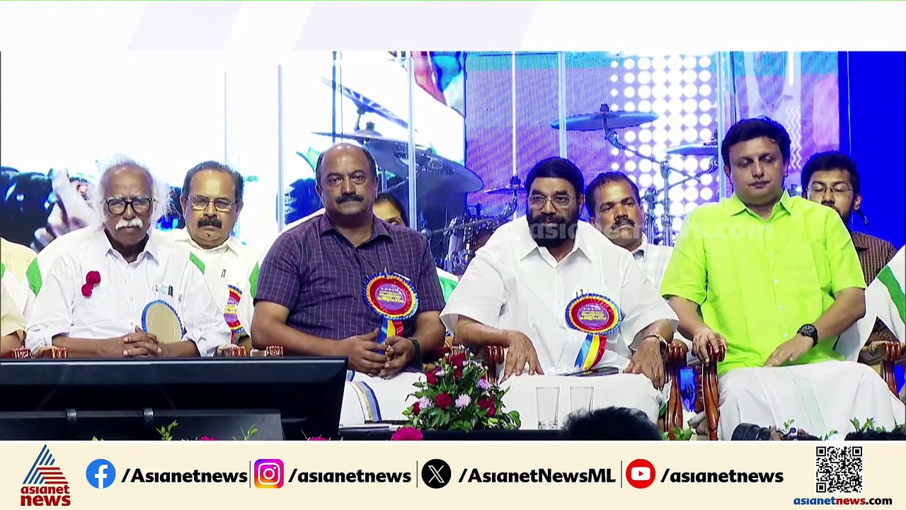 'പുതിയ കേരളം വാർത്തെടുക്കുന്നതിൽ ഇടതുപക്ഷ സർക്കാരുകൾ നേതൃത്വം നൽകി'; പിണറായി വിജയൻ