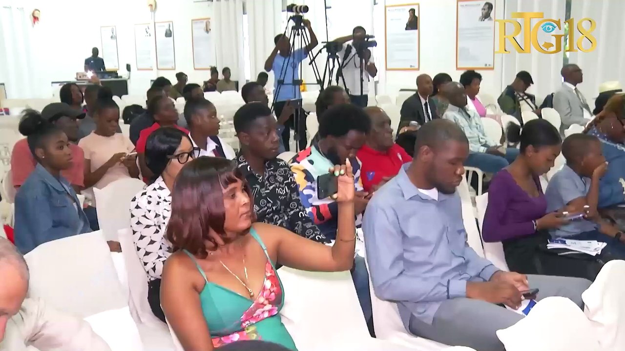 Responsab yo nan Akademi Kreyòl Ayisyen klotire mwa lang ak kilti kreyòl