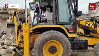 યાત્રાધામ દ્વારકામાં ફરી ચાલ્યું દાદાનું બુલડોઝર, 1 કરોડથી વધુની સરકારી જમીન દબાણમુક્ત કરાઈ