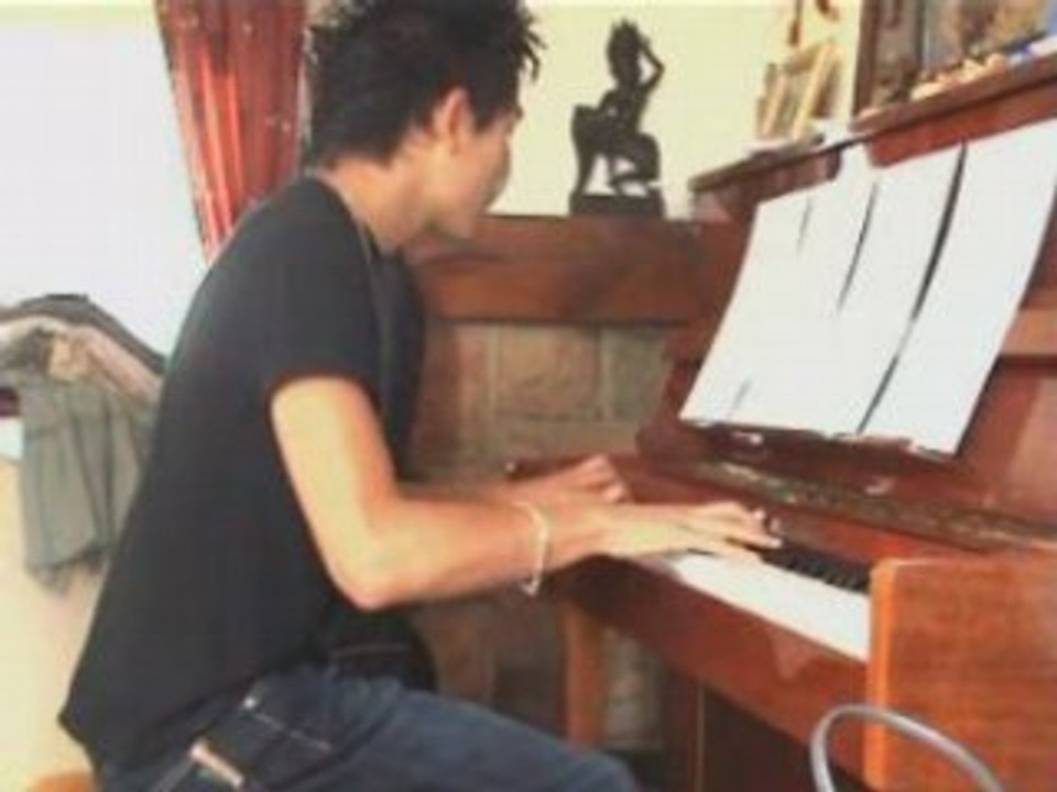 It's too late apologize by glassstar