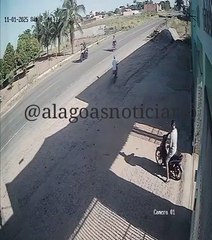 Motociclista morre após cruzar rodovia e ser atingido por carro, em São Sebastião