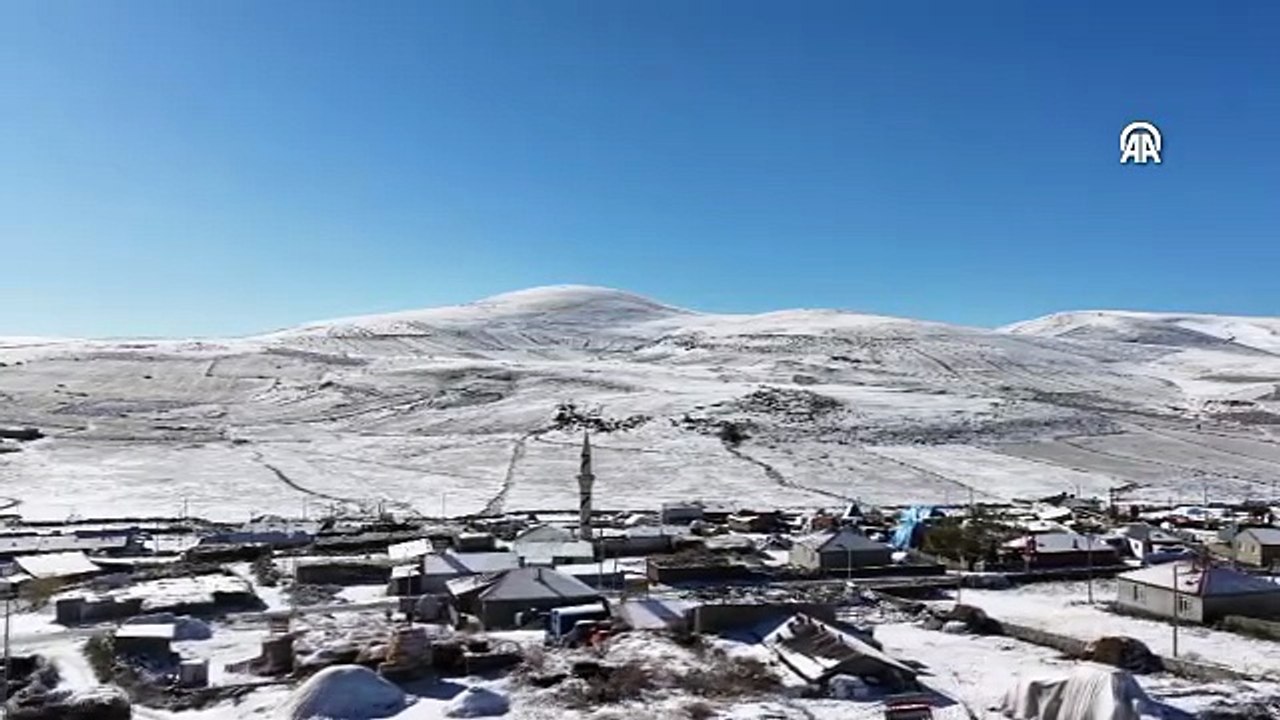 Kars, Ardahan ve Ağrı'da soğuk hava, kar ve sis etkili oldu
