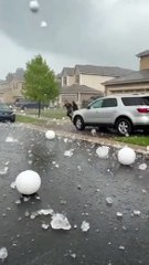 Hujan ees segede ini aatofirllah😢