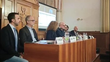 Padova, la statua equestre del Gattamelata spostata per il restauro: analisi sul bronzo di Donatello