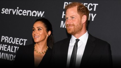 Harry and Meghan get booed in public