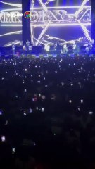 أنا مصري وببارك لمصر.. عمرو دياب يفاجئ جمهوره في حفل دبي بحديثه عن المتحف الكبير