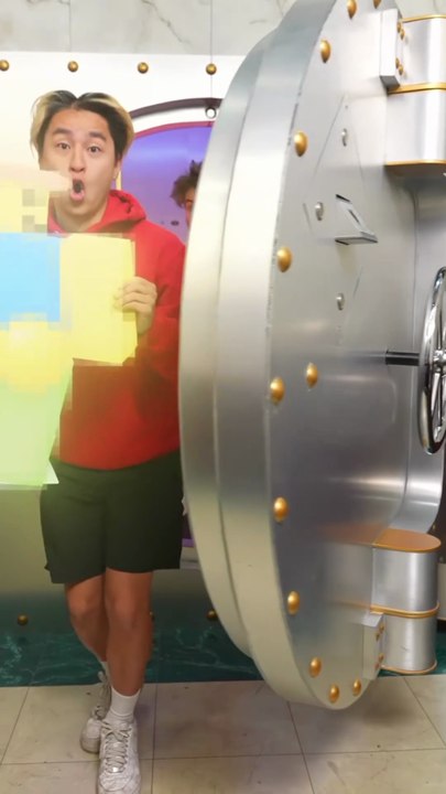“YouTubers Played STEAL A BRAINROT IN REAL LIFE 🧠🔥 (Chaos & Betrayal Ensued!)”