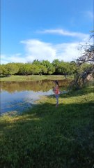 Pescando en una laguna y tomando mates 🎣🧉