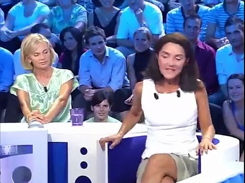 Emission TV : ONPC CULTE ! Florence Foresti est Ségolène Royal, et elle veut séduire les jeunes ! 🤣 #onpc #sketch (extrait d'émission, FR ,2008)