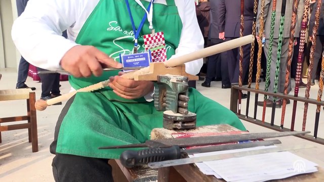 Cumhurbaşkanı Erdoğan, Atatürk Havalimanı Millet Bahçesi'ni gezerek vatandaşlarla sohbet etti