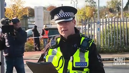 İngiltere'de trende bıçaklı saldırı: Çok sayıda yaralı, 2 gözaltı