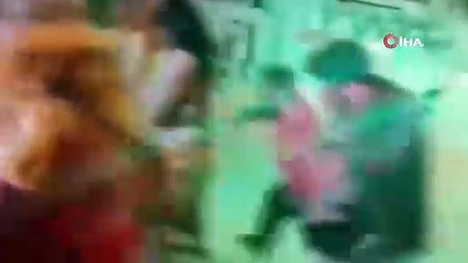 Düğünde roketatarlı saldırı gibi havai fişekli kutlama!