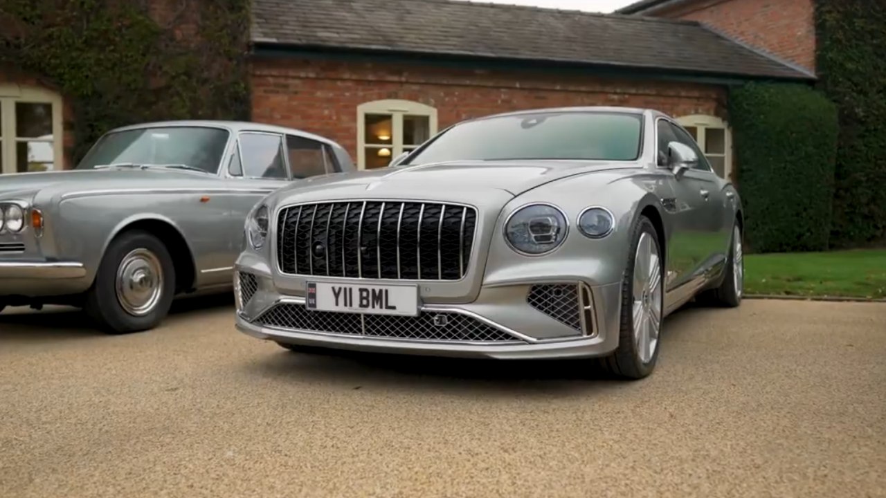 Bentley Flying Spur Azure 2026 – Hommage an die T Series im modernen Design