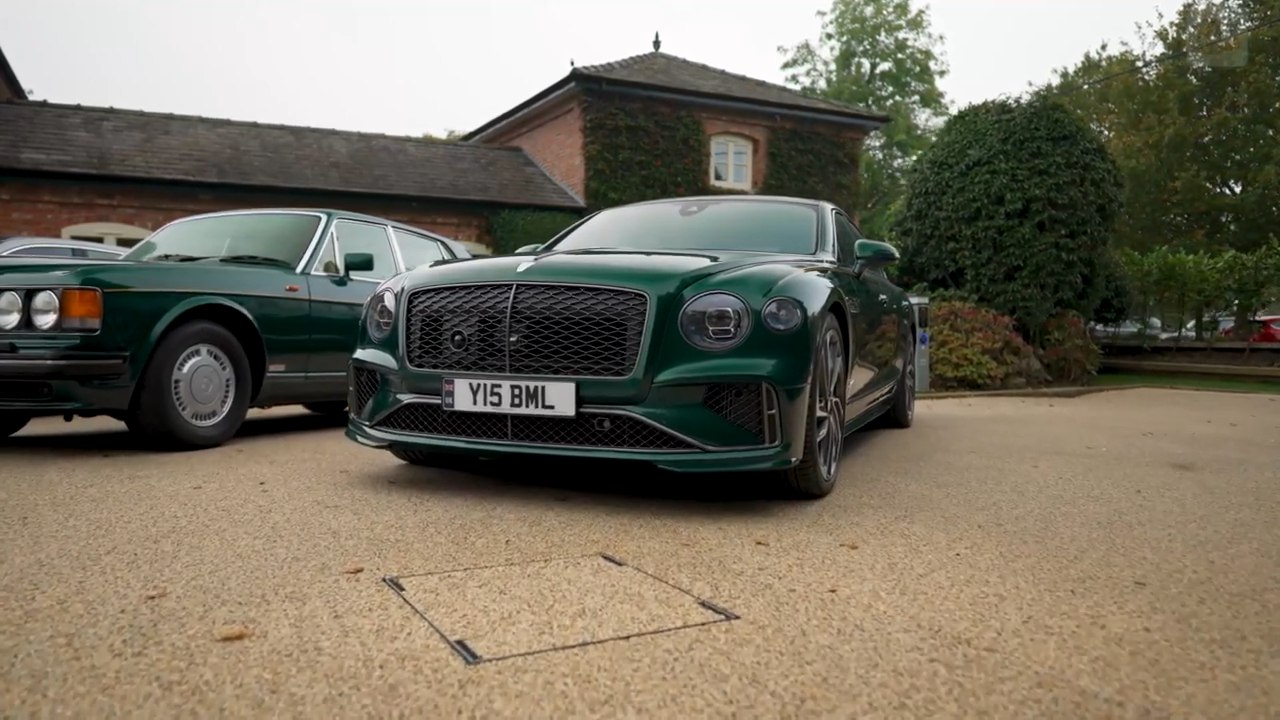 Luxus & Leistung: Bentley Flying Spur Speed als Hommage an den Turbo R
